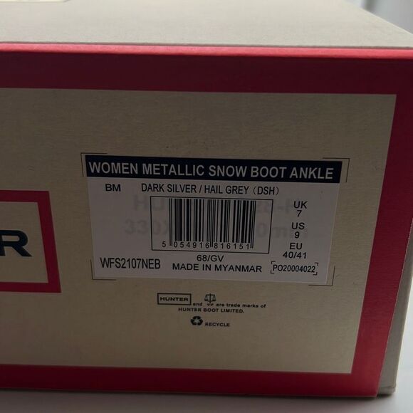HUNTER Metallic Insulated Waterproof Snow Boots women size 9 NWB - Picture 6 of 14